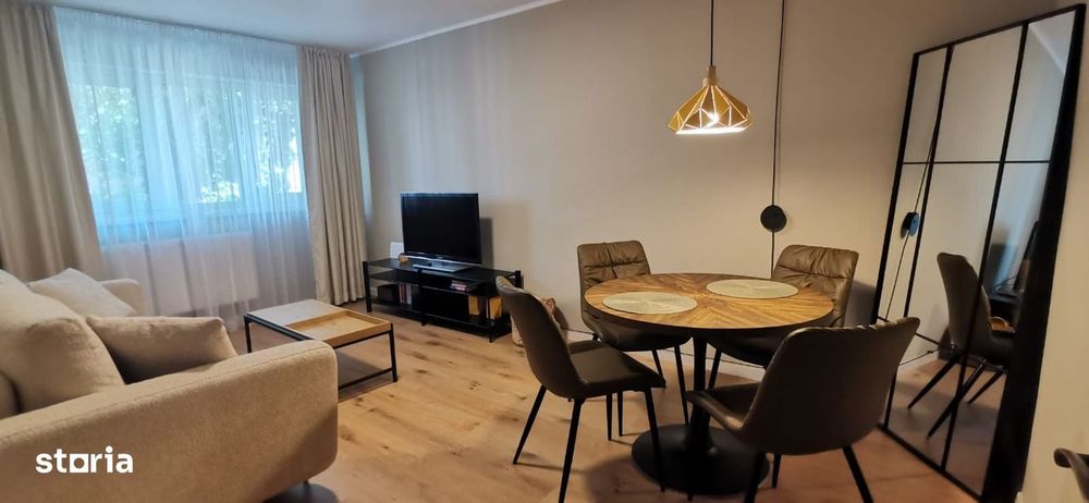 apartament 3 camere inchirier pe strada Gruia