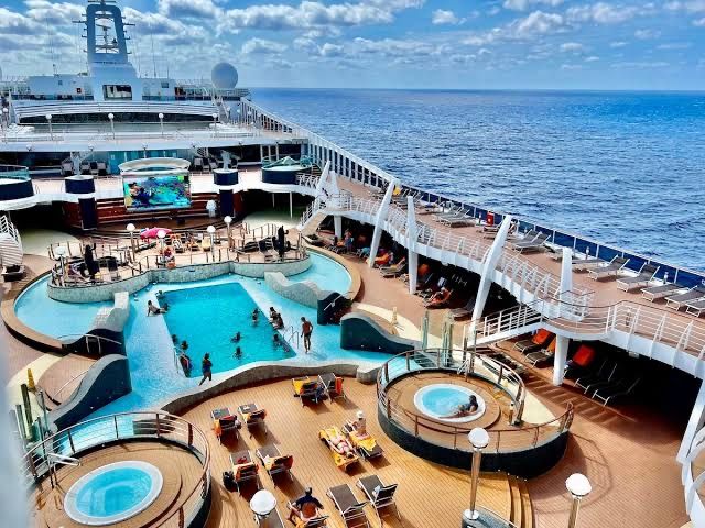 Sayohat, kemada sayohat