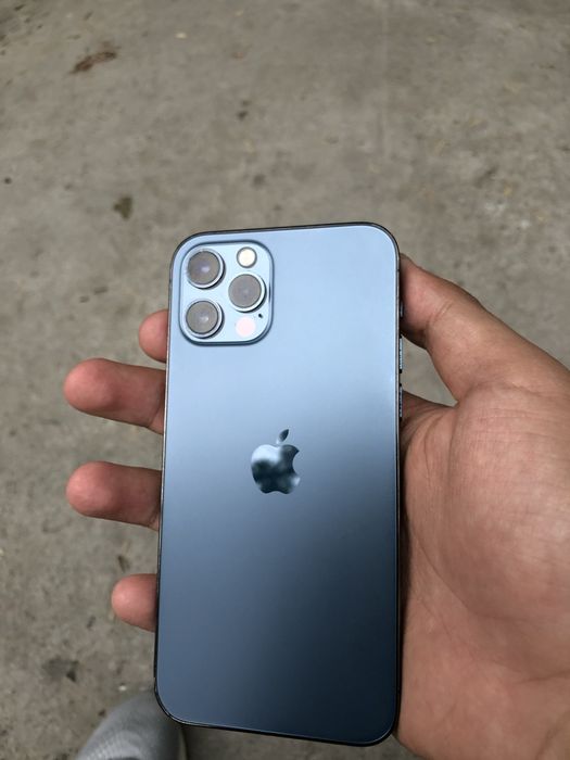 Iphone 12 pro sotiladi srochna
