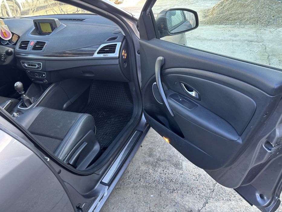 Oglinzi renault megane 3  electrice incalzite