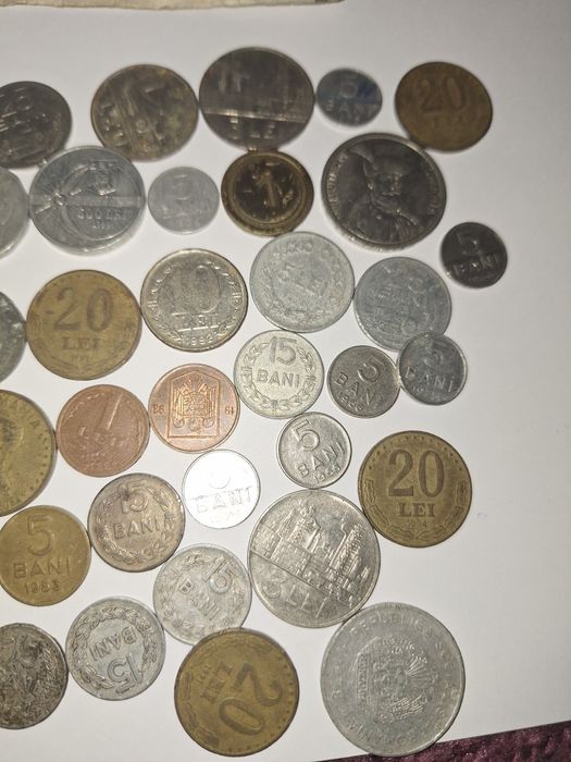 Vînd lot monede România