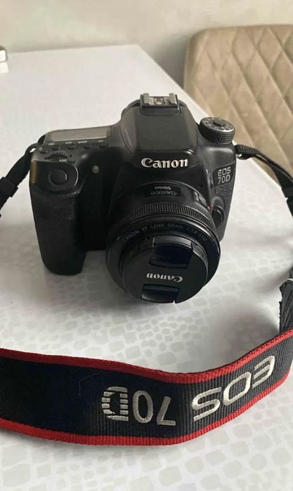 Canon EOS 70D камера