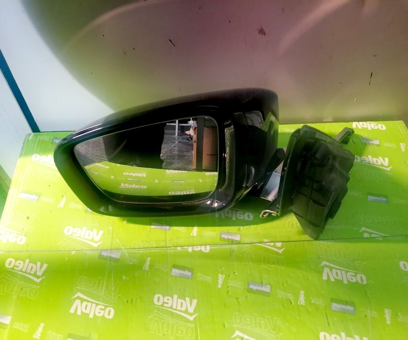 Огледало огледала БМВ/BMW G11/G12 /Ф01/Е71/F01/F15/X5/X6.