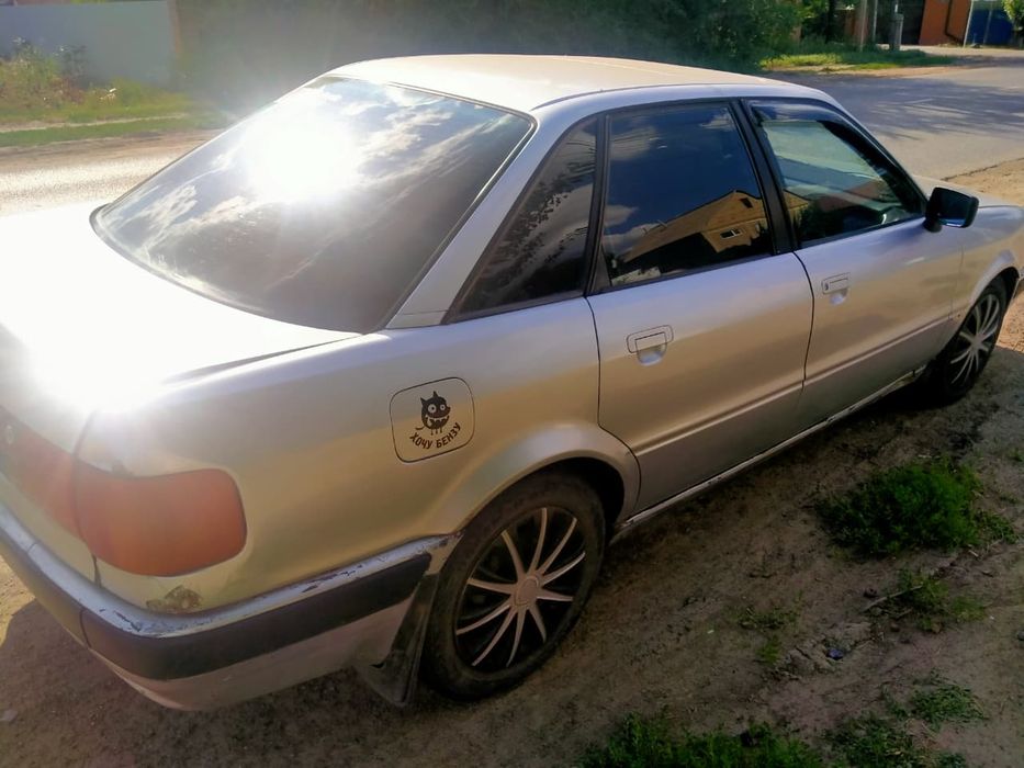 Продам Ауди 80 б4