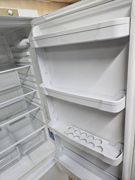 Холодильник Индезит в хорошем состоянии