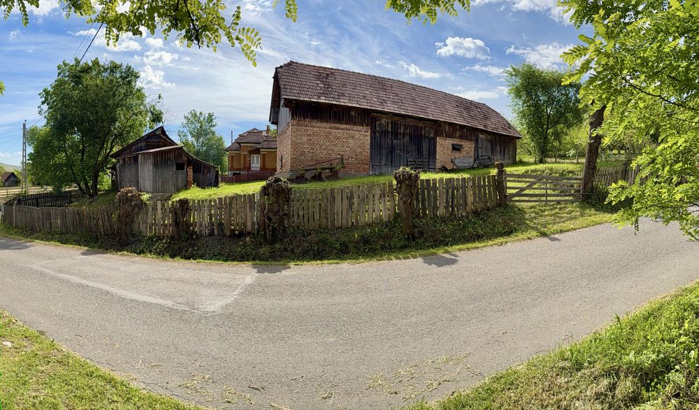 Vand casa la Cacova Ierii
