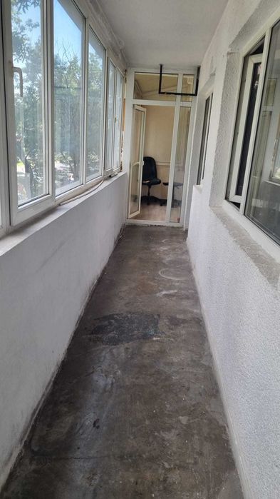 Vand apartament 3 camere , pta. Veteranilor