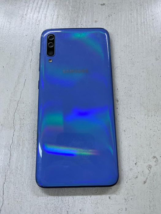 Samsung Galaxy A70 гб128