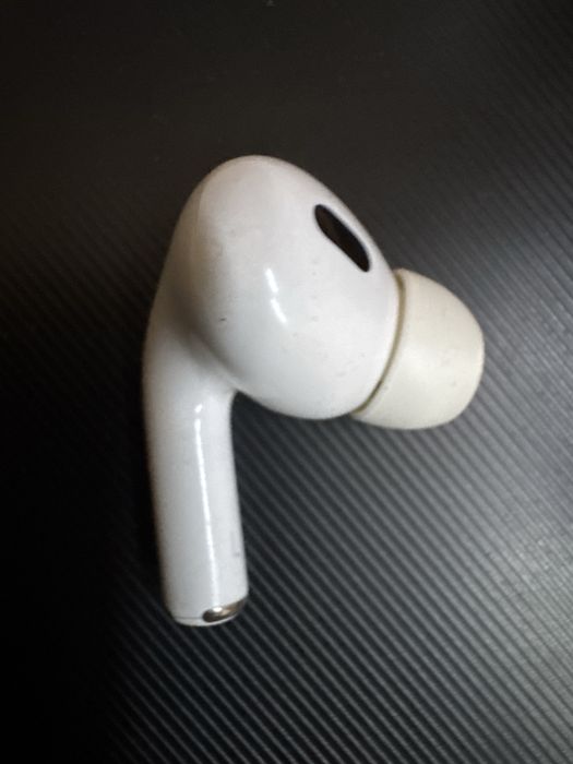 Airpods pro 2 левый наушник A3047/A2698/A3048/A2697.Оригинал