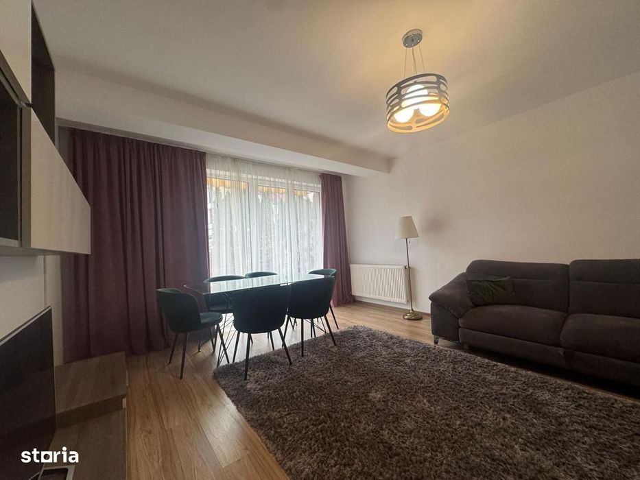 Vila Cu 4 Camere De Inchiriat In Zona Noua