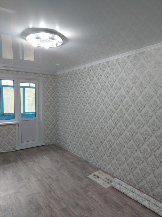 Поклейка обоев 900тгм²