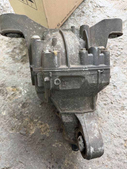 Заден диференциал vw touareg 7p 4.2 tdi 340кс