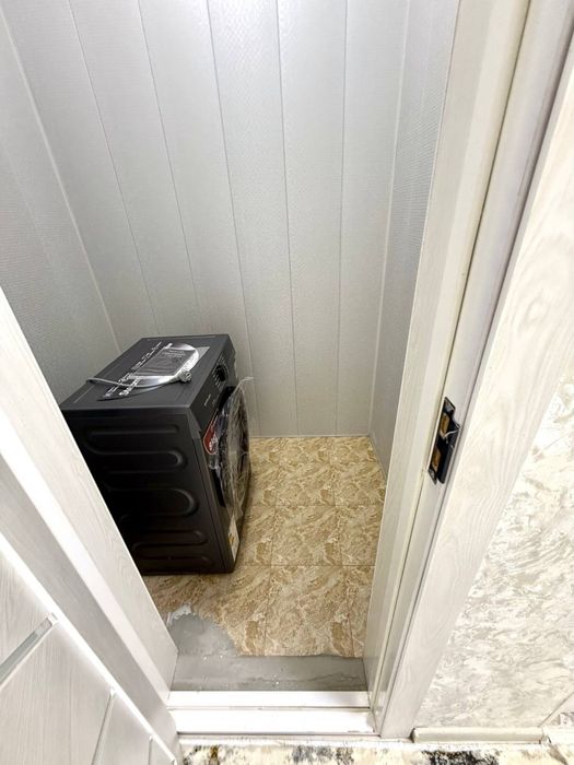 Сдается 2 х комнатная квартира на 3 этаже Крытый рынок 500 $