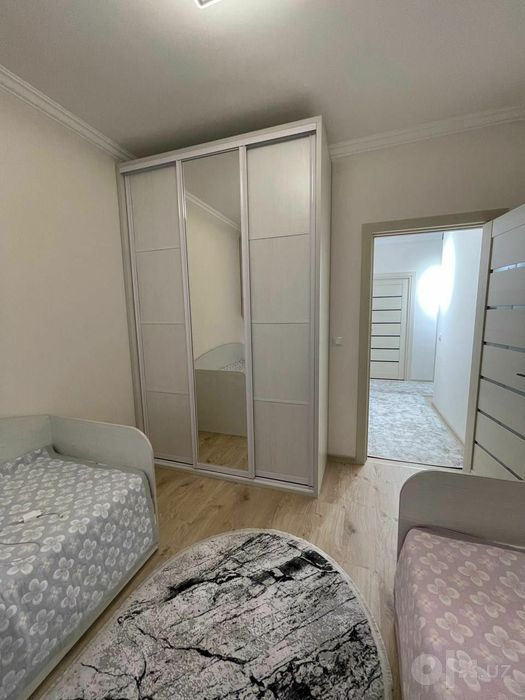 Shaxar markazi Olmazor Cityda 3 xonali uy sotiladi