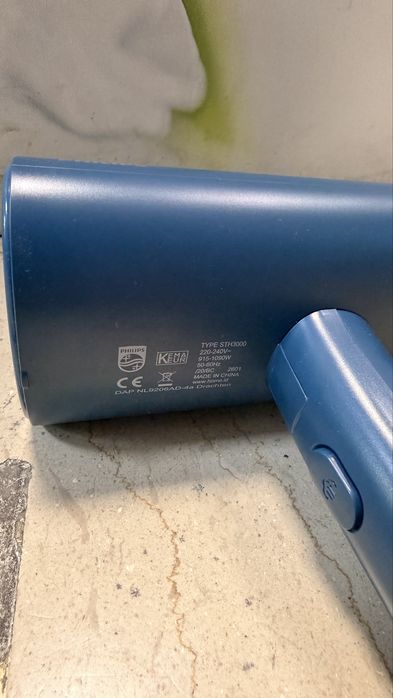 Уред за гладене с пара Philips