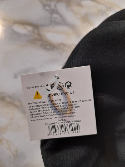 Униформени шапки