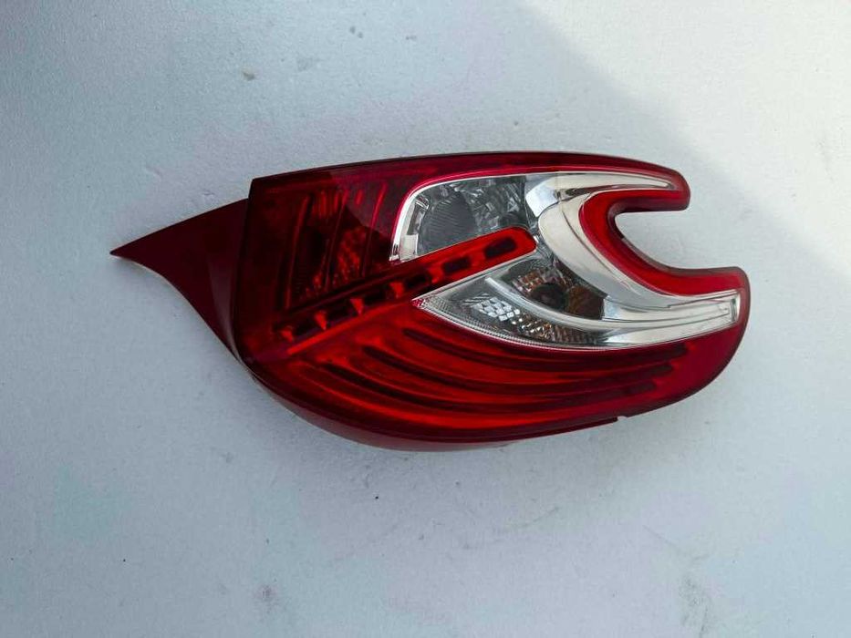 Lampa / Tripla stop stanga dreapta pe aripa Cod: 9672628380-02 9672628280-02 Peugeot 208 [2012 - 2016]