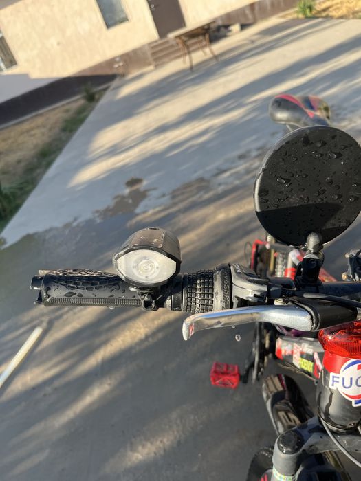 Велосипед в хорошом состояний