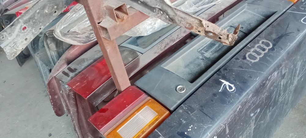 Авто Разбор Ауди оригинал запчасти.