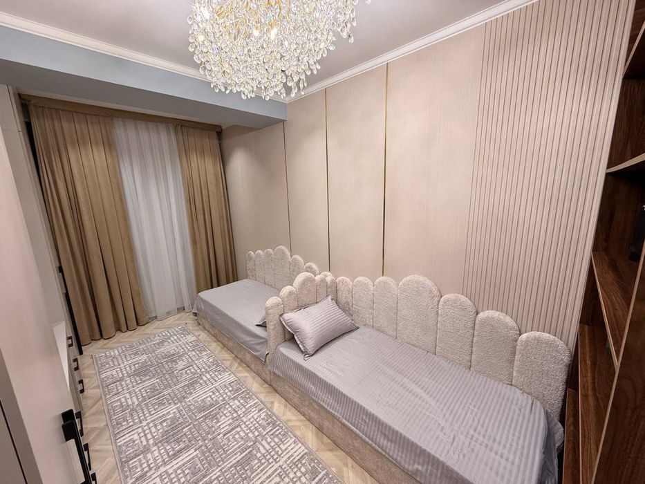 ЖК Yakkasaroy City mall 3-х 95м2. Евро ремонт мебелю техникой