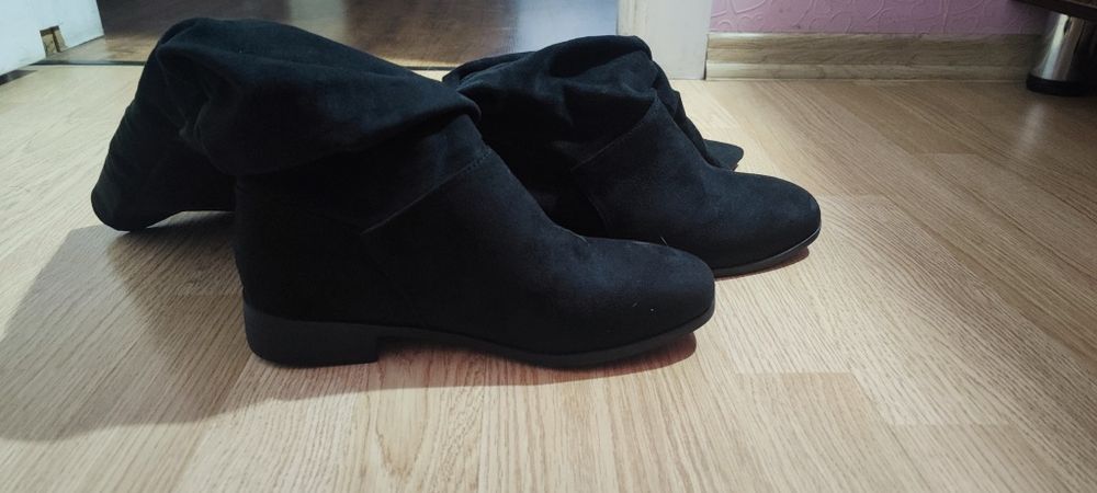 Женские ботинки  новые