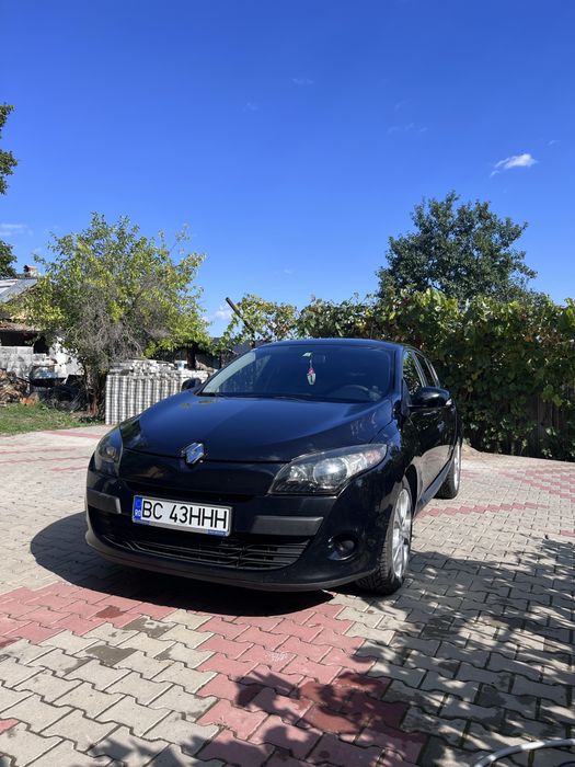 RENAULT Megane