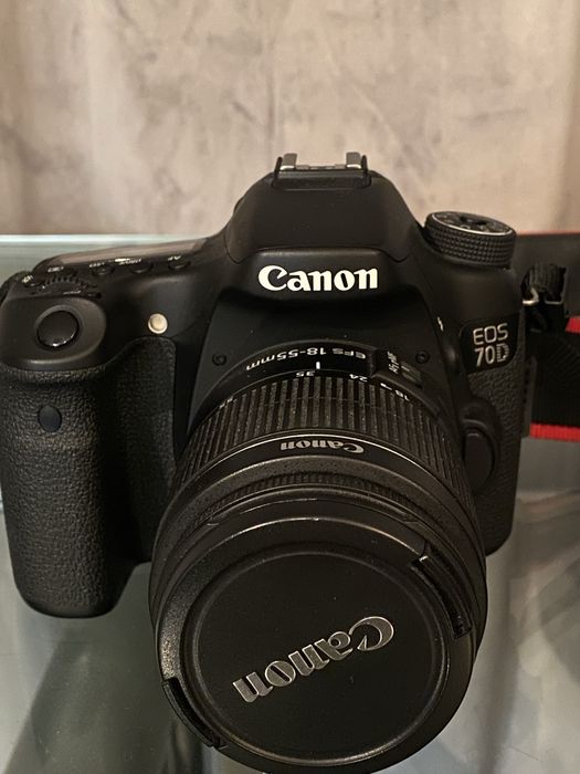 DLSR фотоапарат Canon EOS 70D + ПОДАРЪК ЧАНТА