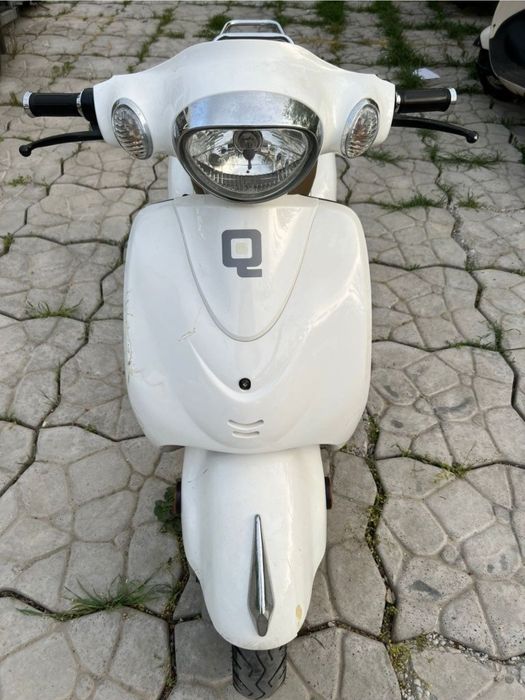 Vand scuter electric