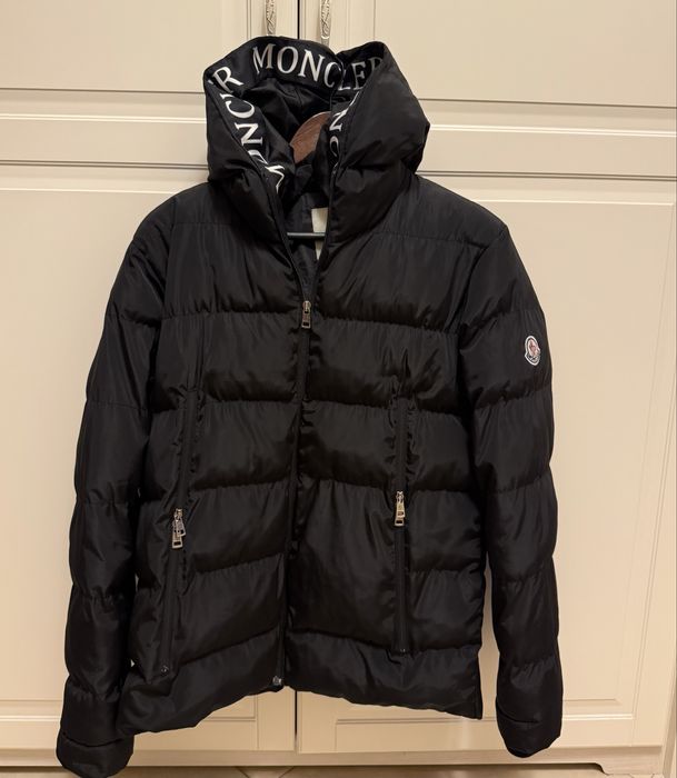 Moncler мъжко яке
