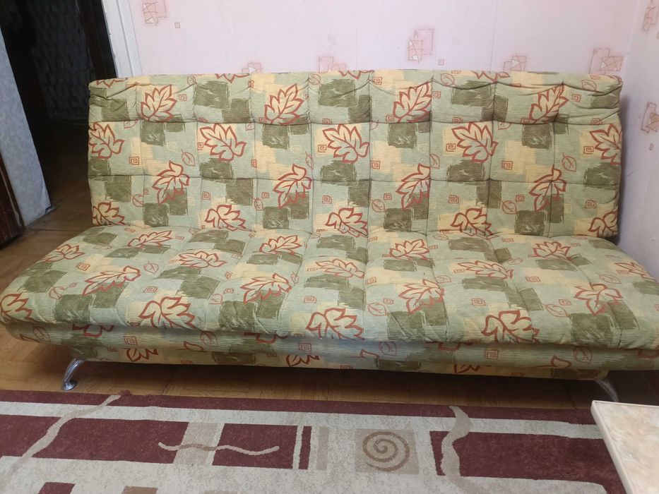 Диван для гостиной