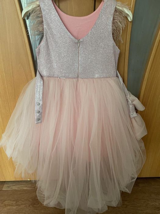 Платье красивое на утренник