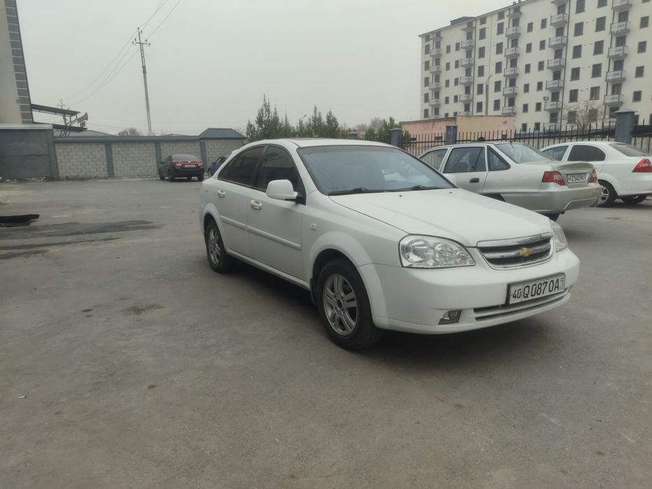 Lacetti Avtomat 2009yil 1.8 mator Kraska bor Pollik-chehol
4ta yumshoq