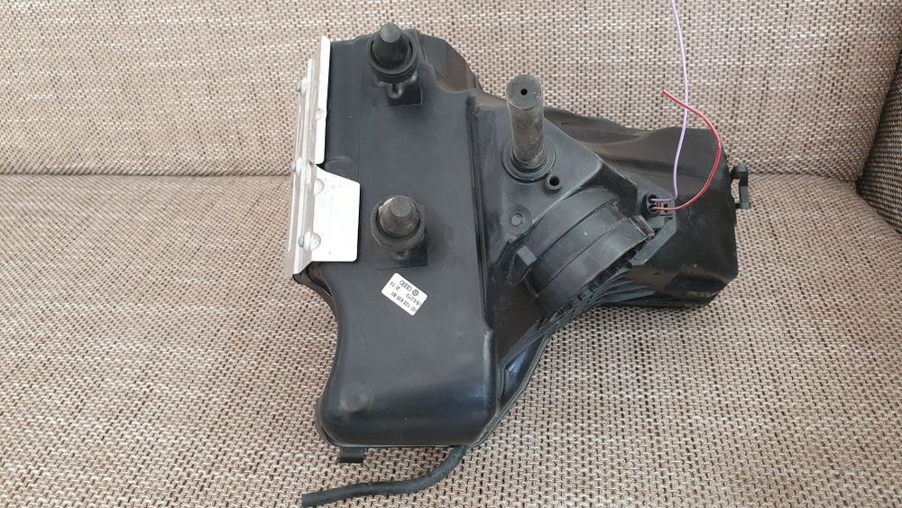 Carcasa filtru aer debitmetru Audi q5 a4 a5 a6 2000d