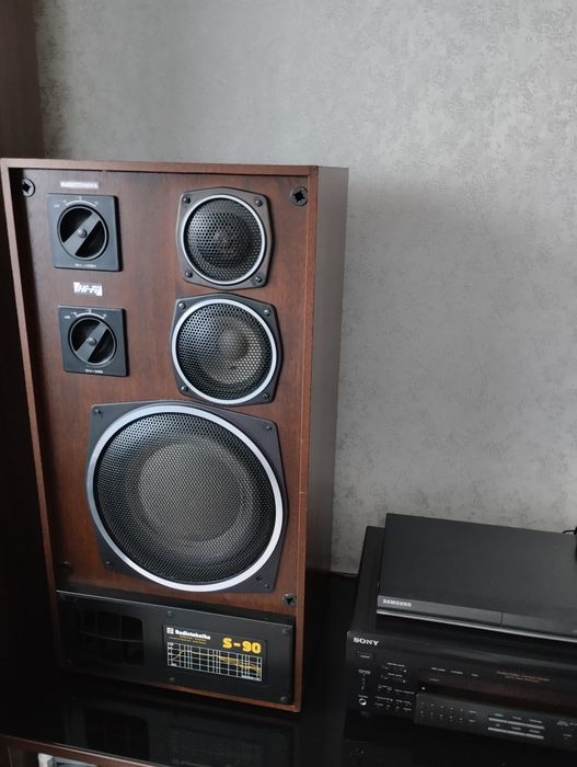 Зеркальная пара S90 с усилителем Soni