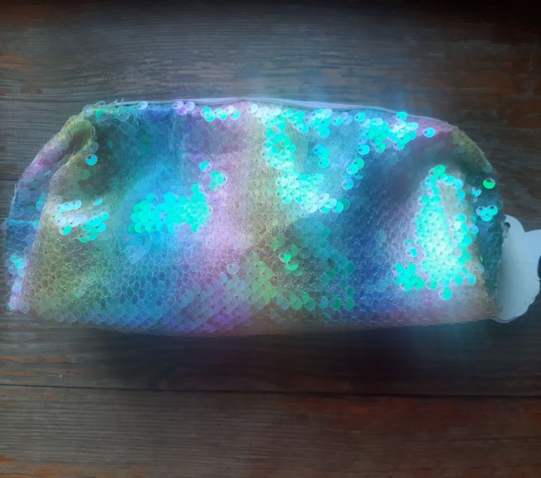 Косметичка/пенал из пайеток