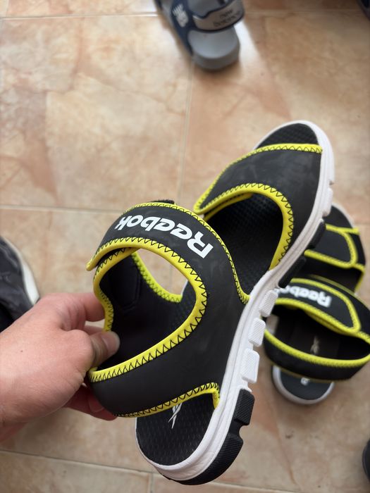 Сандали Reebok 38 номер