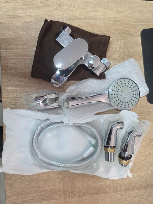 Baterii de baie cu accesoriu de duș, baterii mixer pentru baie cu cap de duș