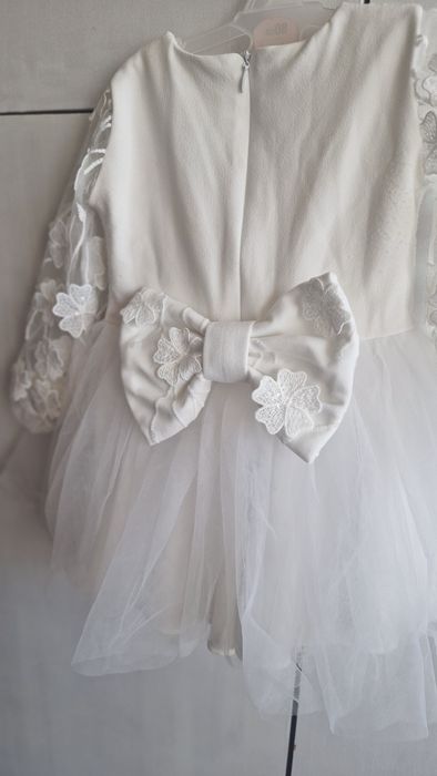 Детска рокличка с бродерия