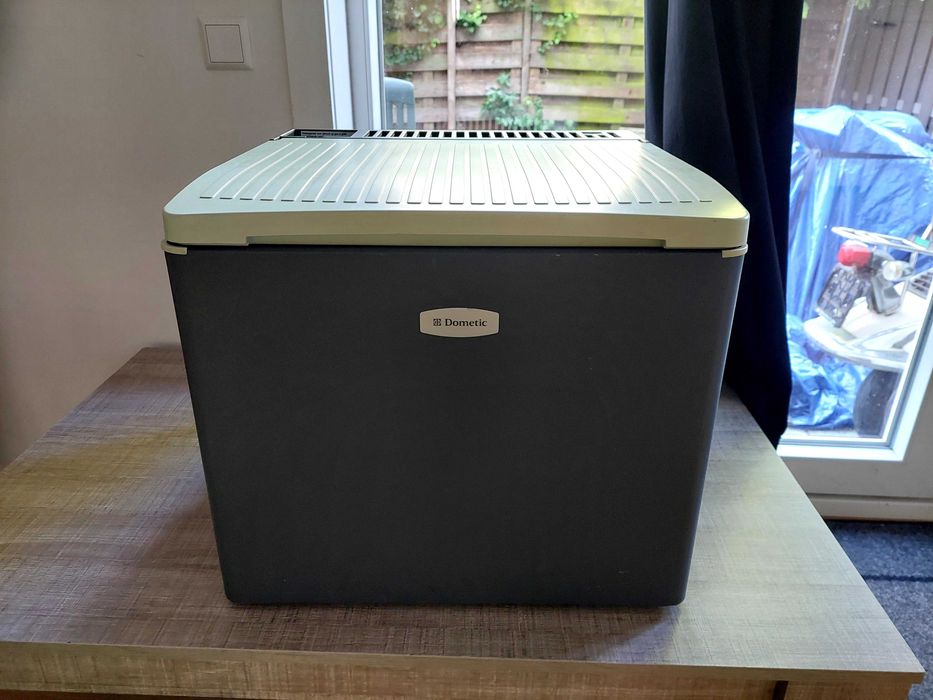 къмпинг фризер  на газ