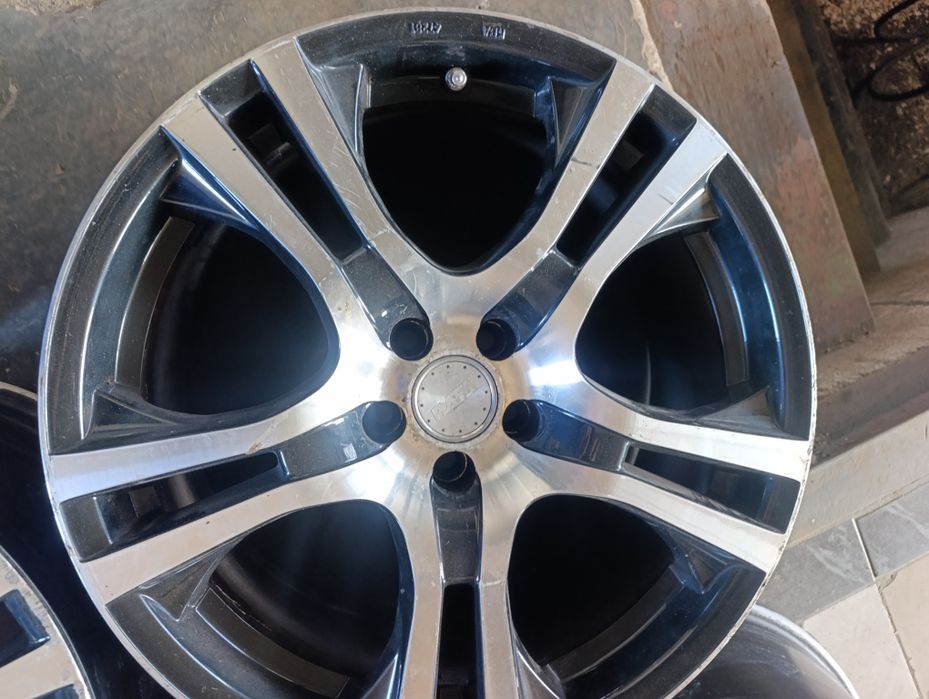 Продавам джанти 5х100 18ки