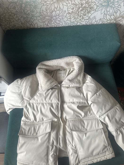 Продам демисезонную куртку