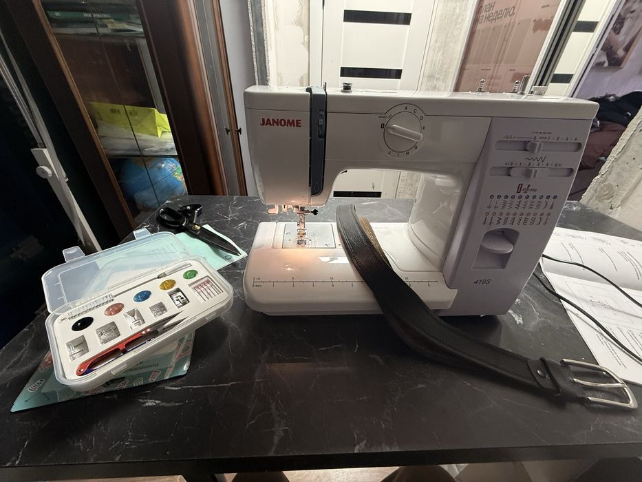 Janome 419s швейная машинка