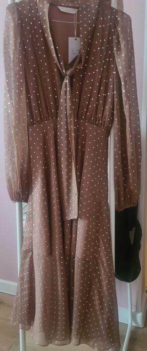 Платье в горошек