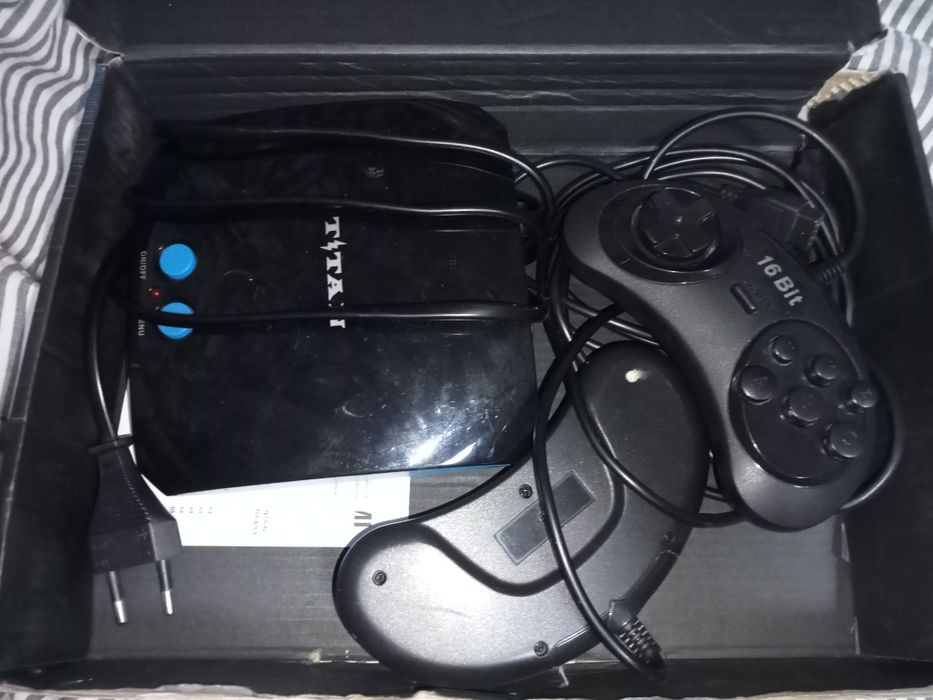 Продам Sega TITAN