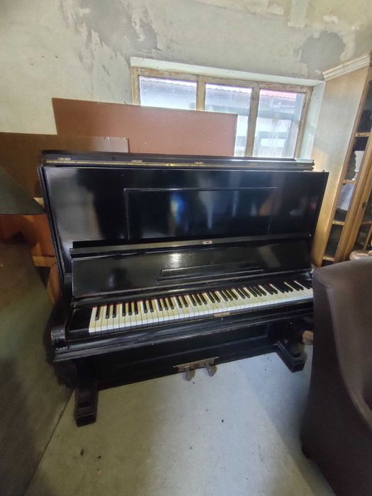 Pianină Gerhard Adam WESEL