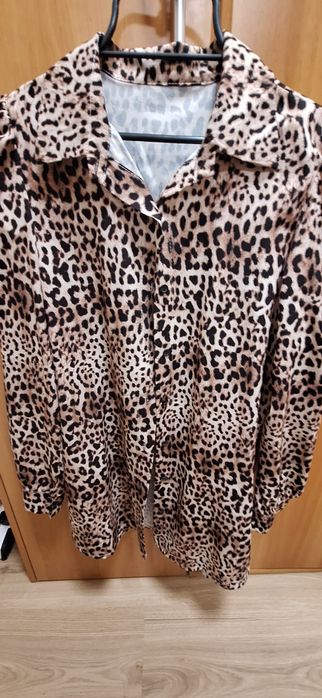 Cămașă animal print nouă