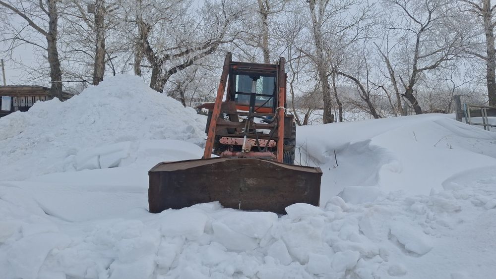Трактор Т 16 на ходу