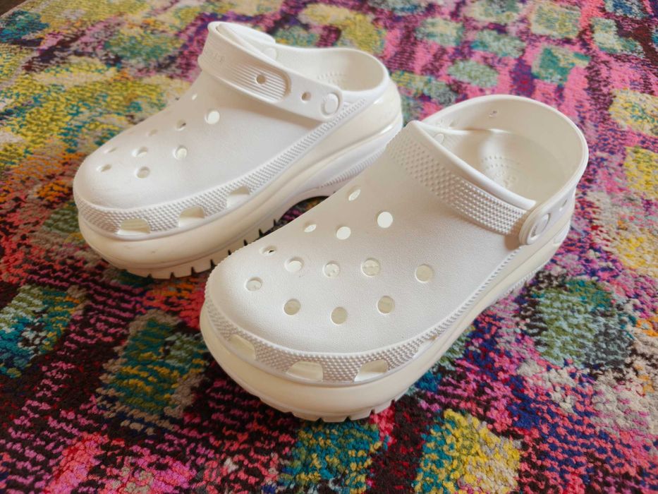 Чифт Crocs - оригинални, Хонгконг