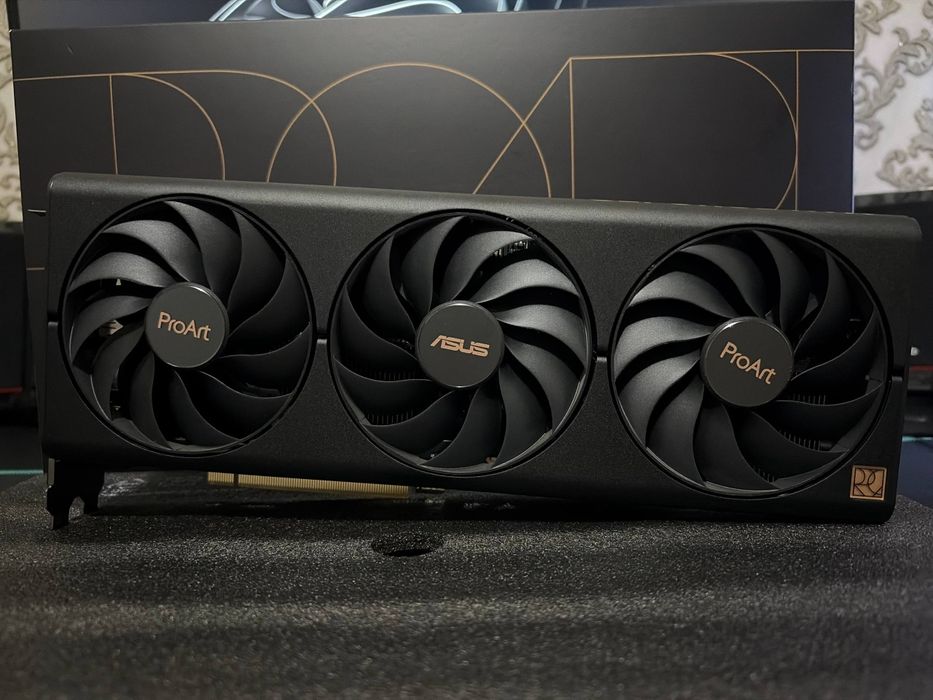 RTX 4060 Asus ProArt