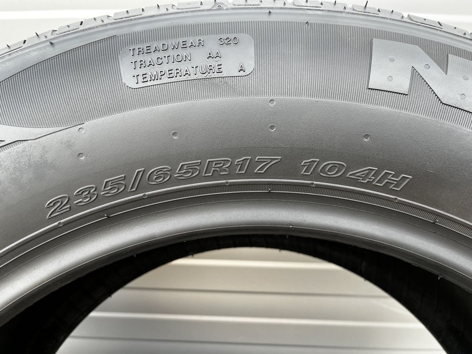 4бр Летни гуми 235/65/17/Nexen Nfera RU1/dot4919г/5.2мм Грайпфер